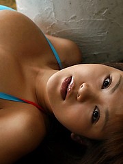 Yoko Matsugane Asian model has big tits in her teeny bikini