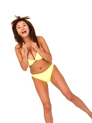 Yoko Matsugane is a cute model in her yellow bikini