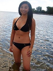 Undressed asian chicks suck boyfriends big cock