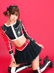 Ai Kumano Asian in latex and fluffy skirt is fresh and playful