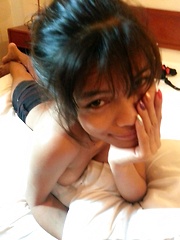 Skinny sexy young Pinay shows her slutty side