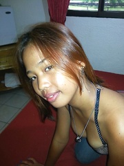 Cute Filipina teen caught on camera getting naughty