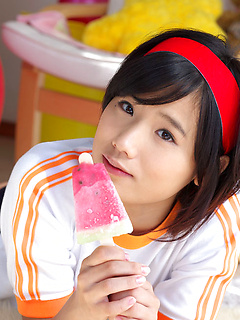 japanese porn model Yuzuki Hashimoto